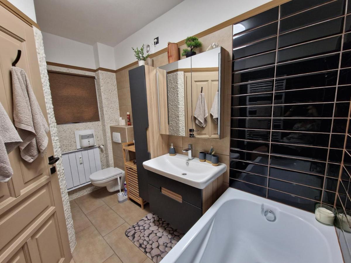 Rozina Apartman Mosonmagyarovar Luaran gambar